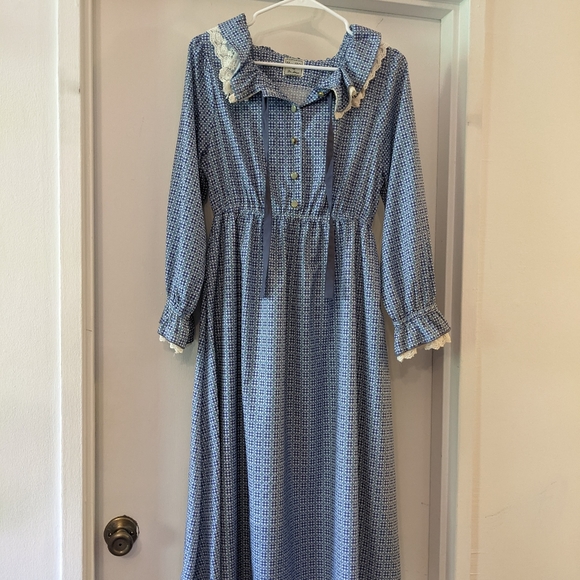 Vintage Dresses & Skirts - Vintage Hamble Checkered Button Up Dress with Lace Collar and Sleeve S
